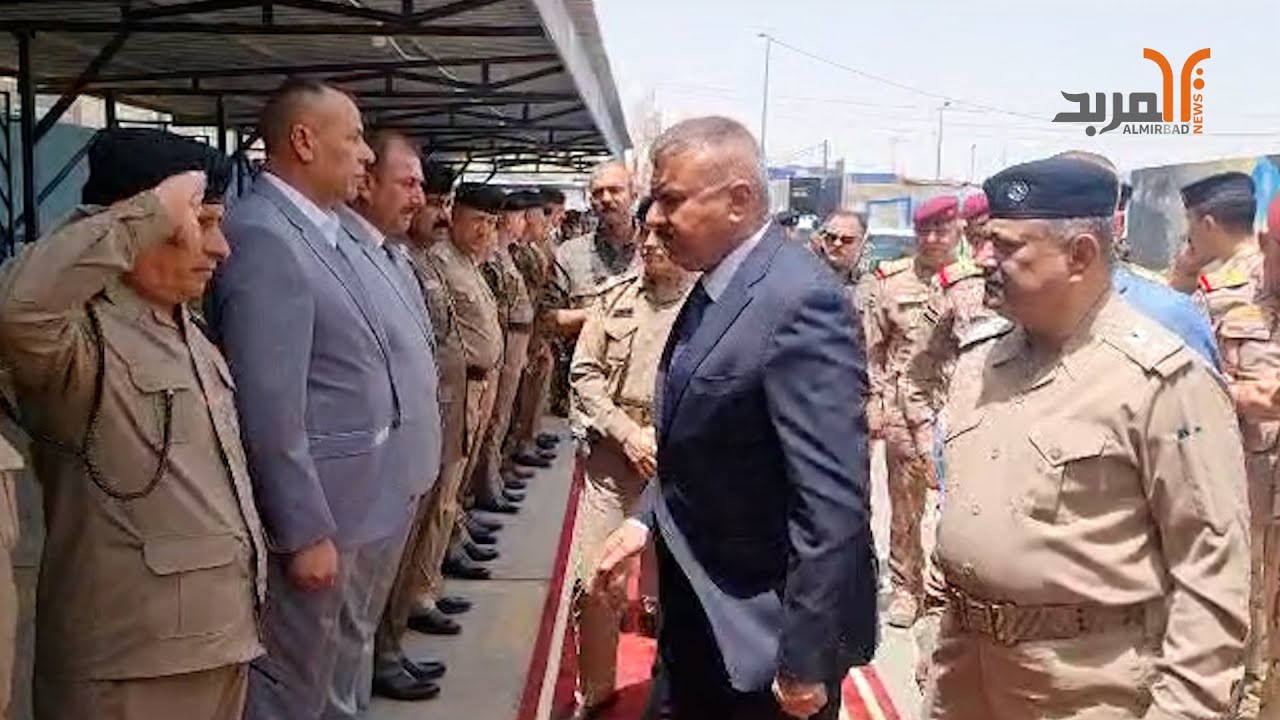 وزير الداخلية يصل مقر قيادة شرطة ميسان .. و اولى محطاته اجتماع مع وجهاء العشائر