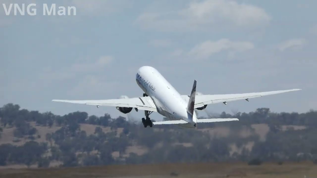 Planespotting at Canberra Airport with COOL and RARE AIRCRAFT!