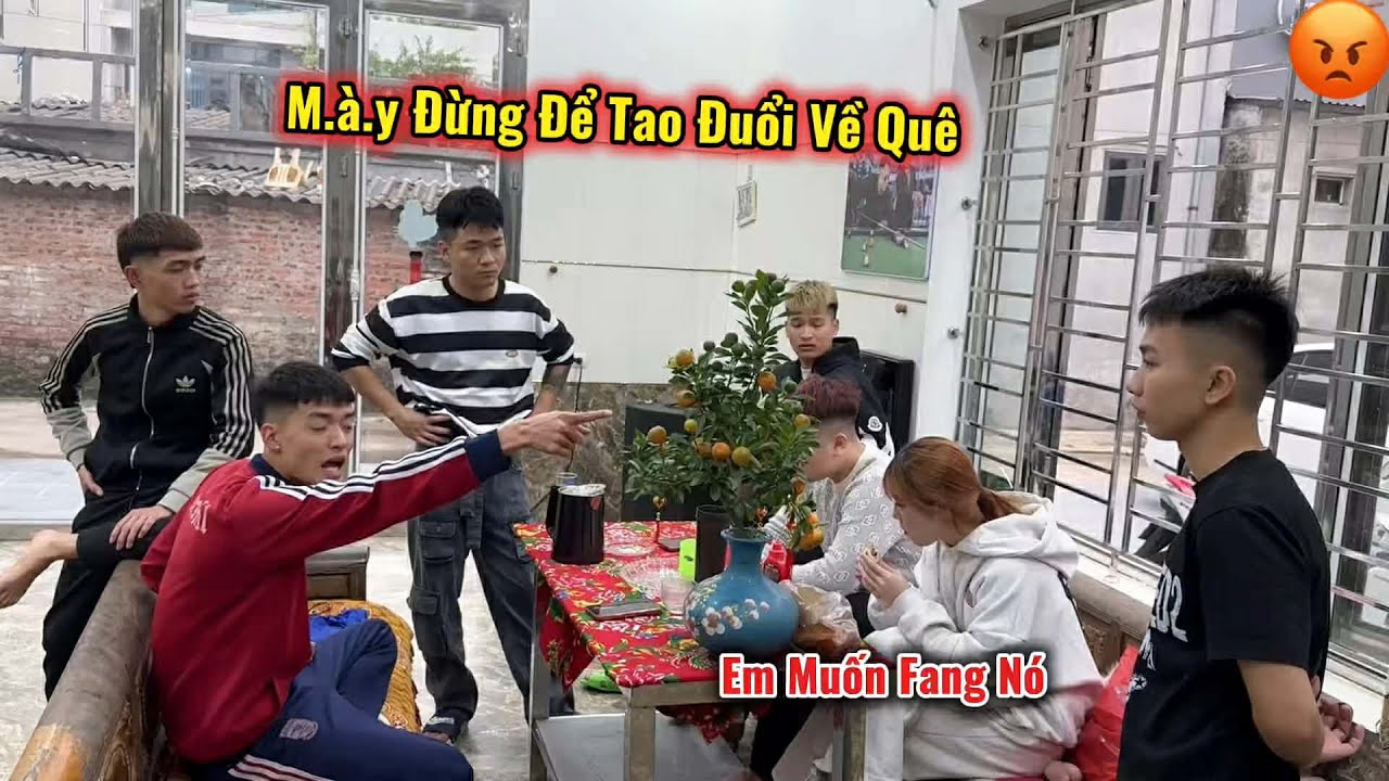 Ho&agrave;ng Em Biết Tin Đội Ho&agrave;ng Dũng Sang Tận Nh&agrave; P.h.a.n.g Ae 