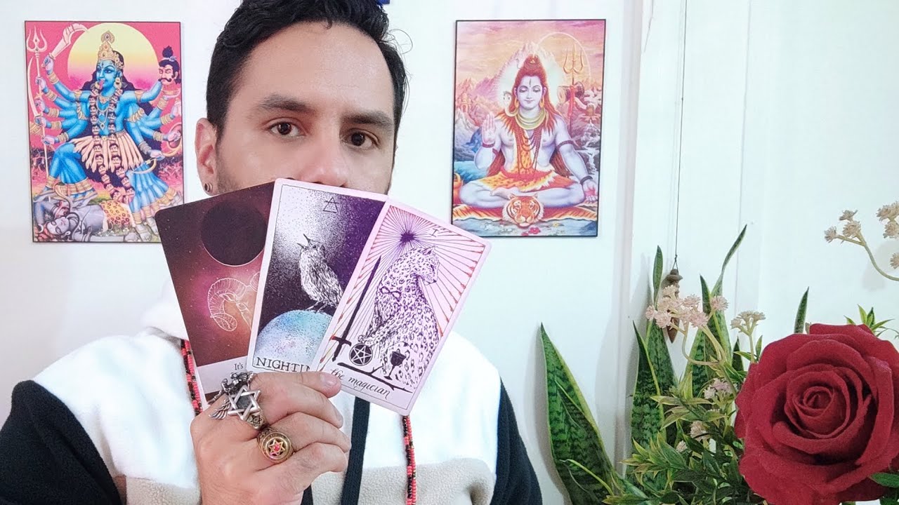 PEIXES ♓ Uma atitude espontânea abrirá caminhos. Cura e renovação total. Bata a porta na cara.