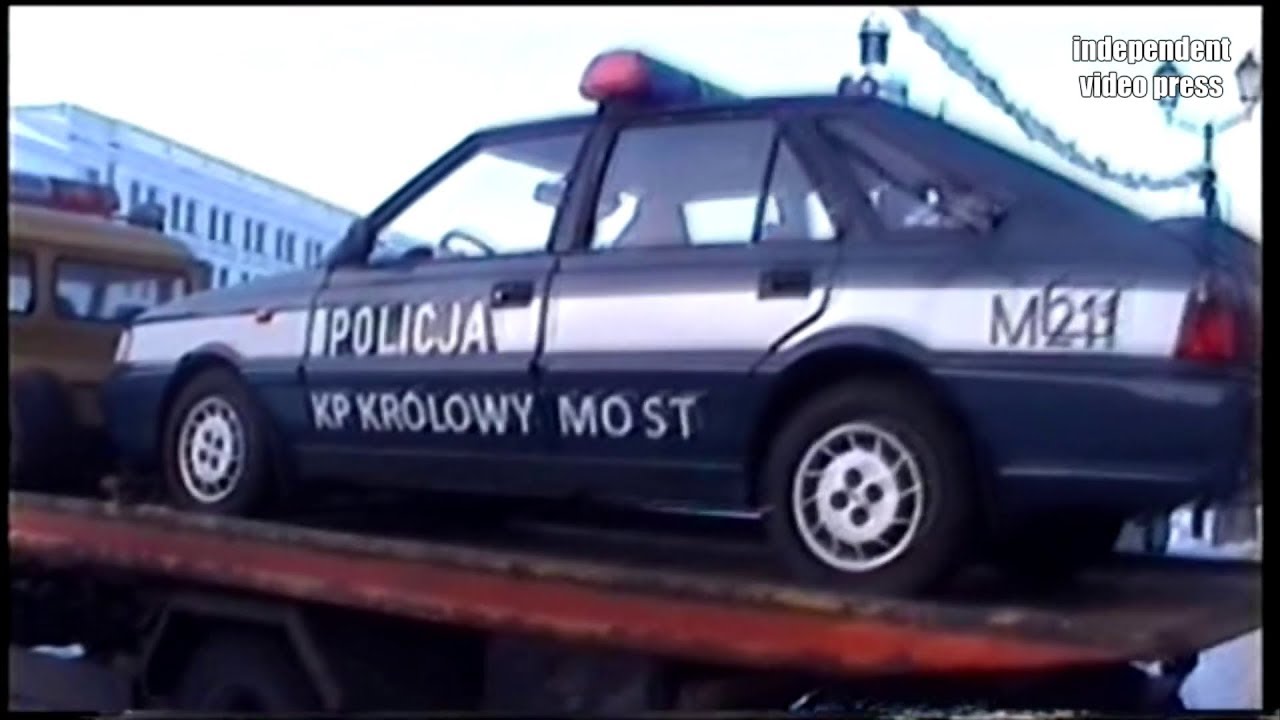 Polonez policyjny, załadunek na lawetę policyjną