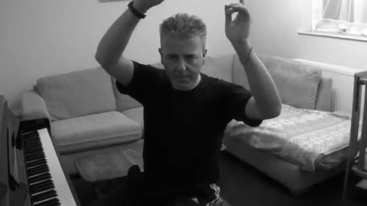 #3: THE BLUES SCALE AND HOW TO USE IT (Key of E)