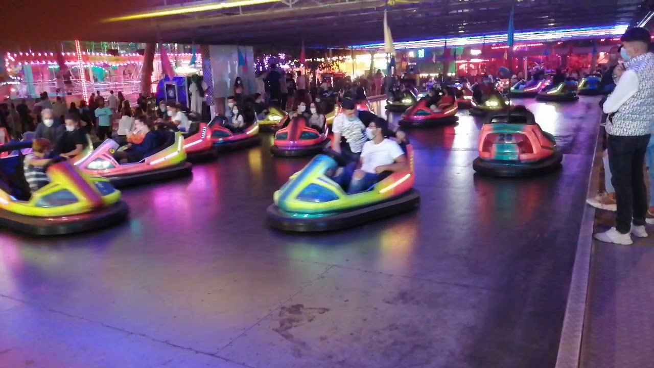 Auto scooter grande piste  Fête Les 400 coups Montauban 2020