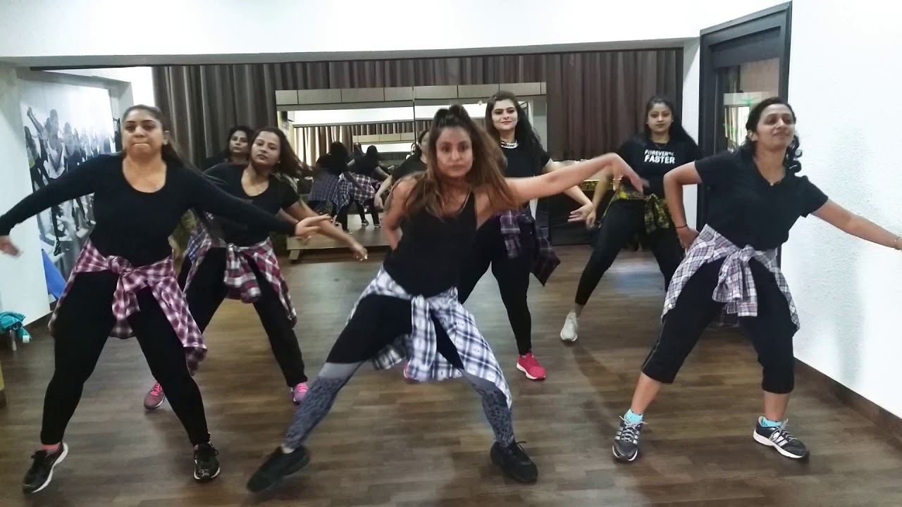 Malhari ||  warm up song zumba fitness WORKOUT ROUTINE