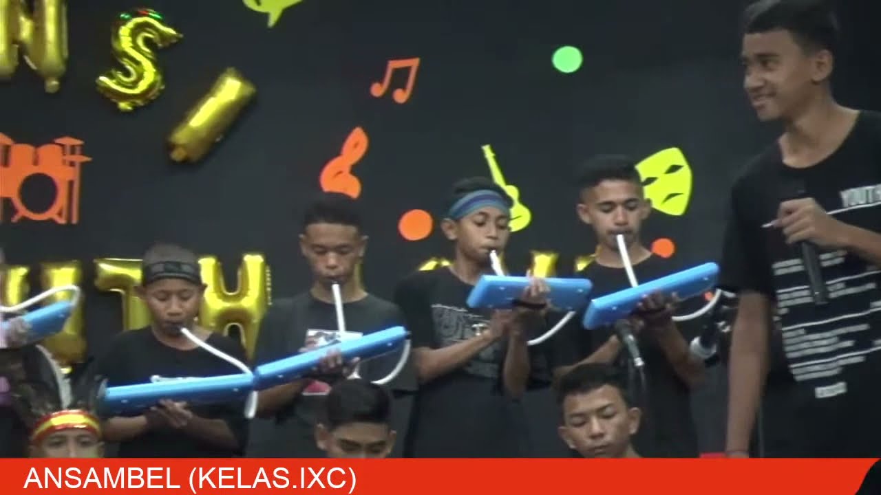 FROM US WITH LOVE ( PENTAS SENI SMP SEMINARI MATALOKO) SESI II