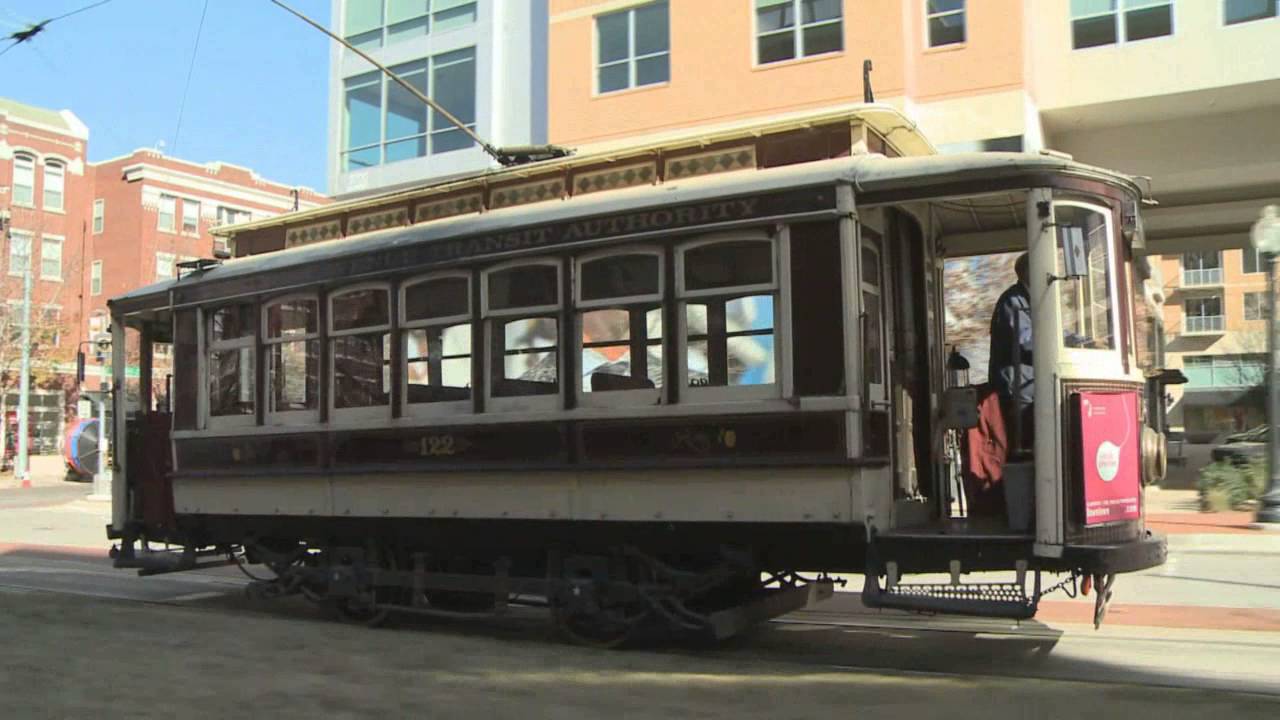 The Texas Bucket List - The McKinney Avenue Trolley