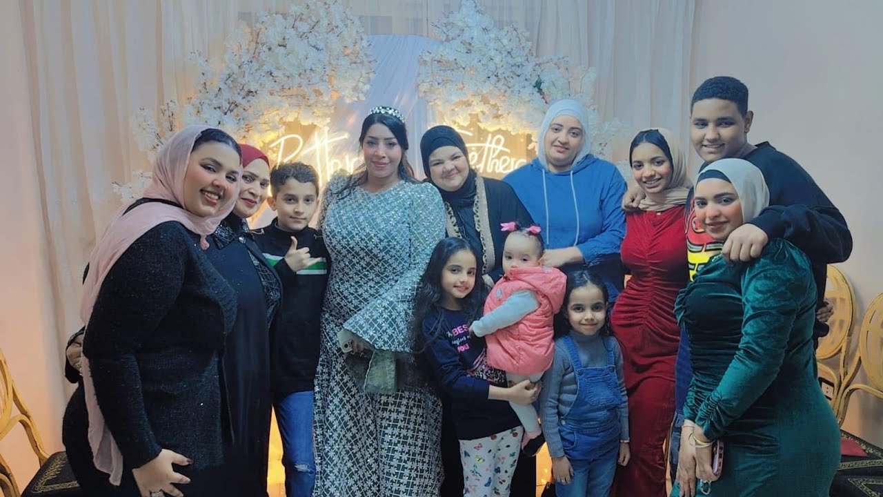يوم الجمعه من اوله خطوبه بنت اختي جوزي ربنا يفرح كل البنات و يسعدها يا رب العالمين لايكات يا بنات