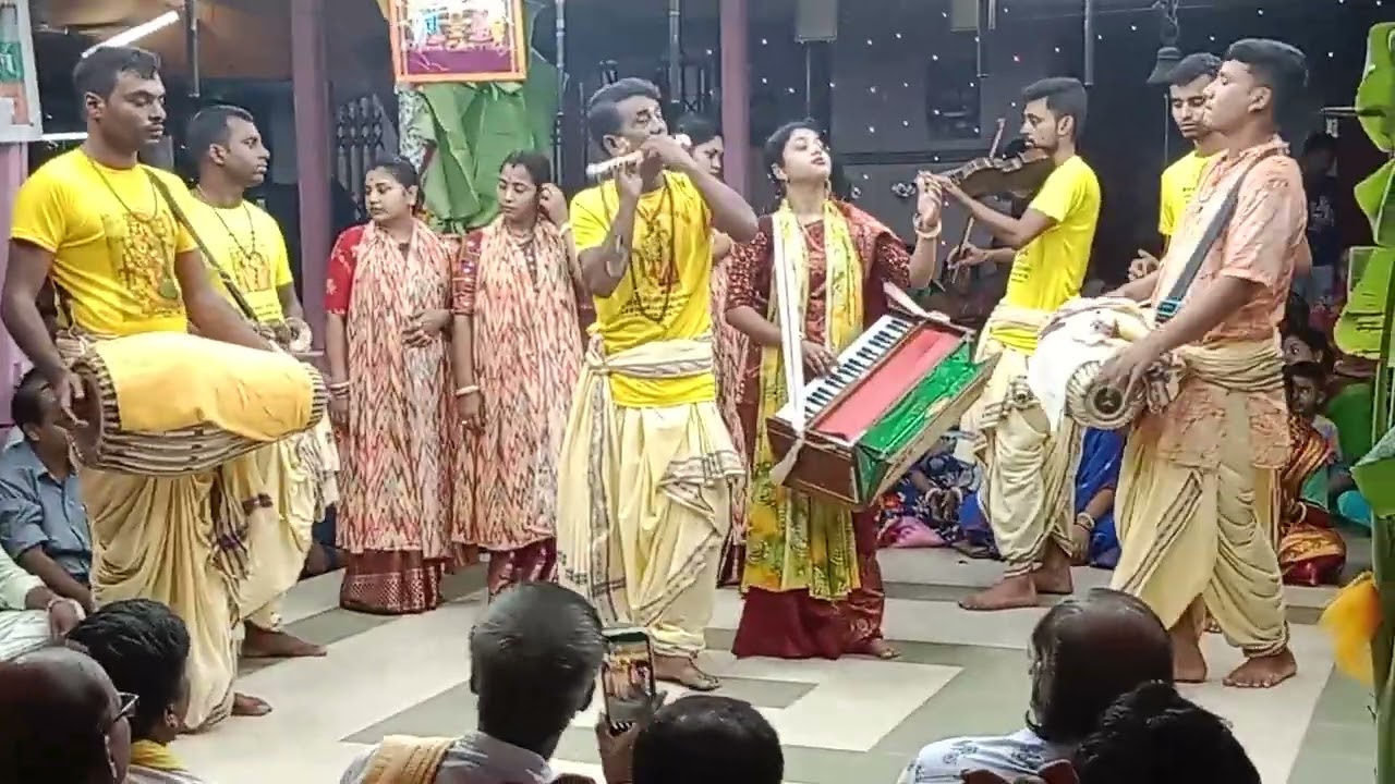 হরে কৃষ্ণ হরে কৃষ্ণ কৃষ্ণ কৃষ্ণ হরে হরে 🙏 অসাধারণ বাঁশির সুর 🙏