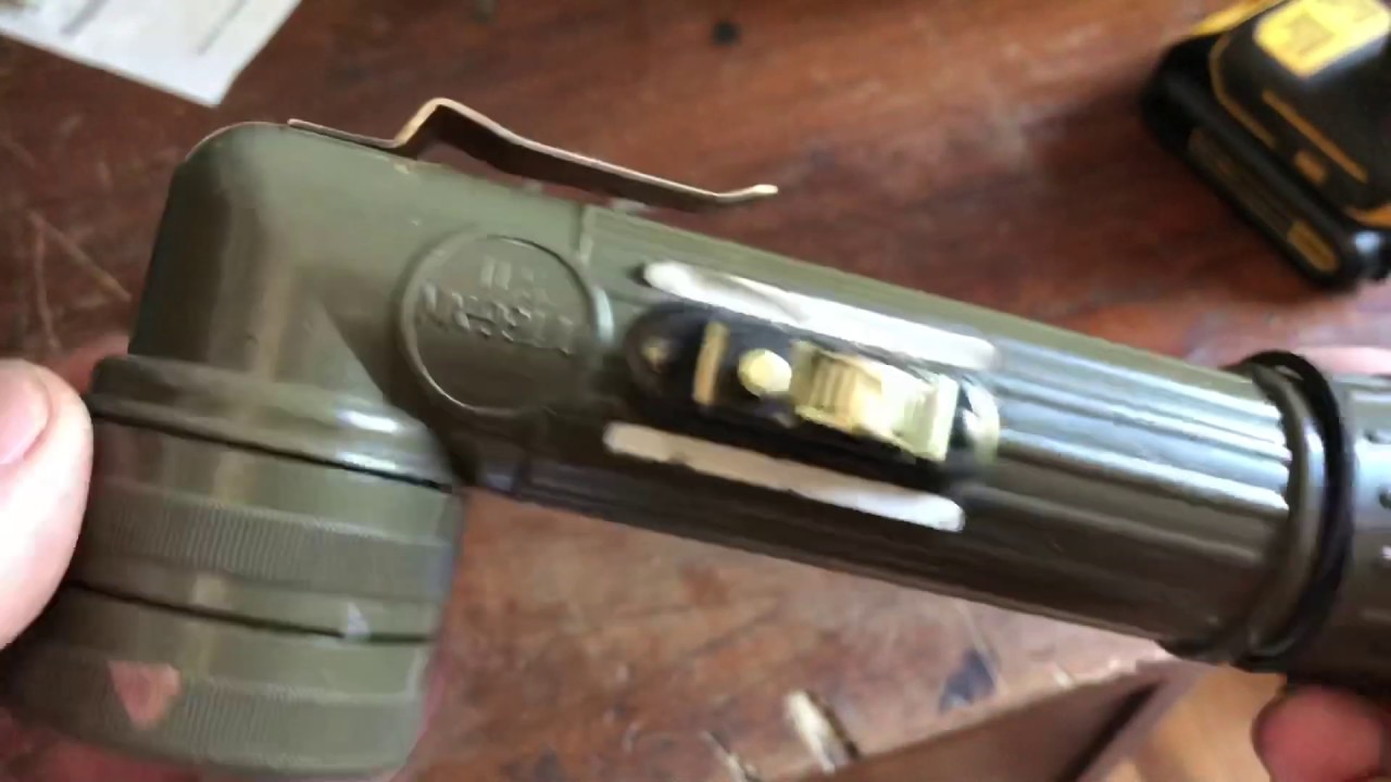 What&rsquo;s inside a Fulton flashlight switch??? Let&rsquo;s find out!