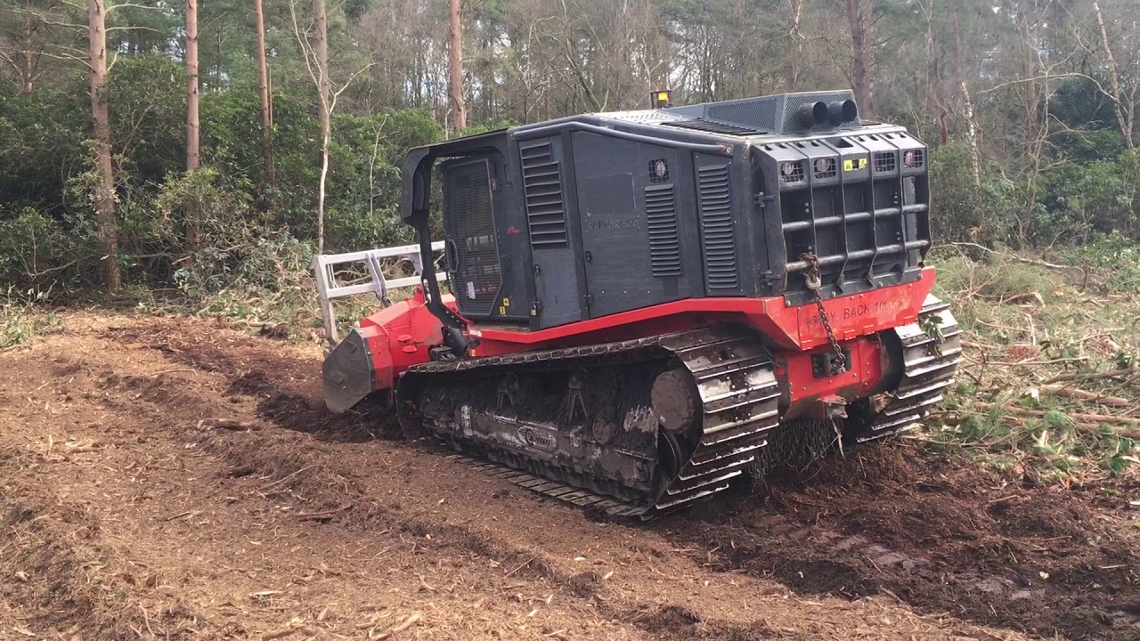Prinoth Raptor 500 mulcher: Heavy brash and stumps on re-stock site.