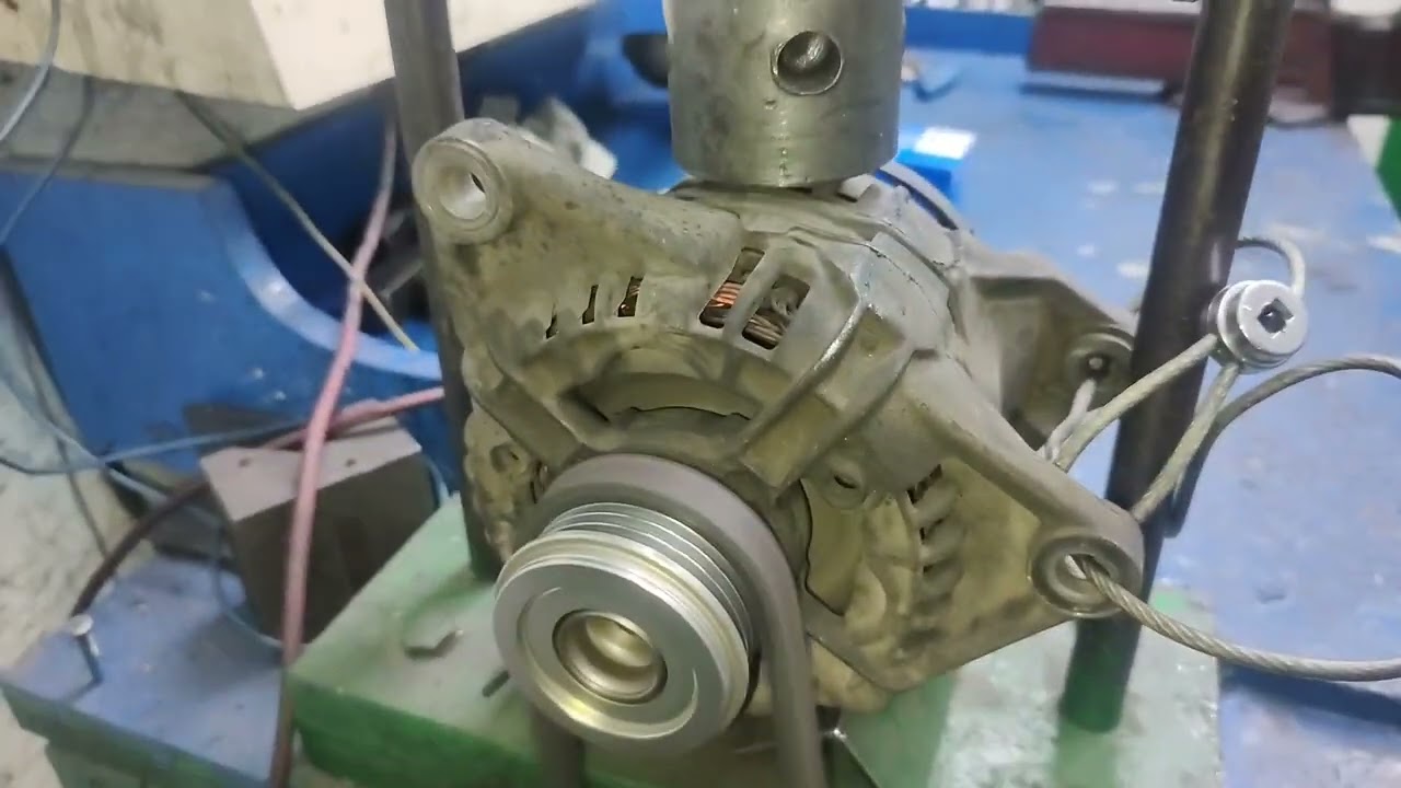 POLIA LOUCA  POLIA RODA LIVRE POLIA PATINANDO POLIA FAZENDO BARULHO POLIA COM DEFEITO
