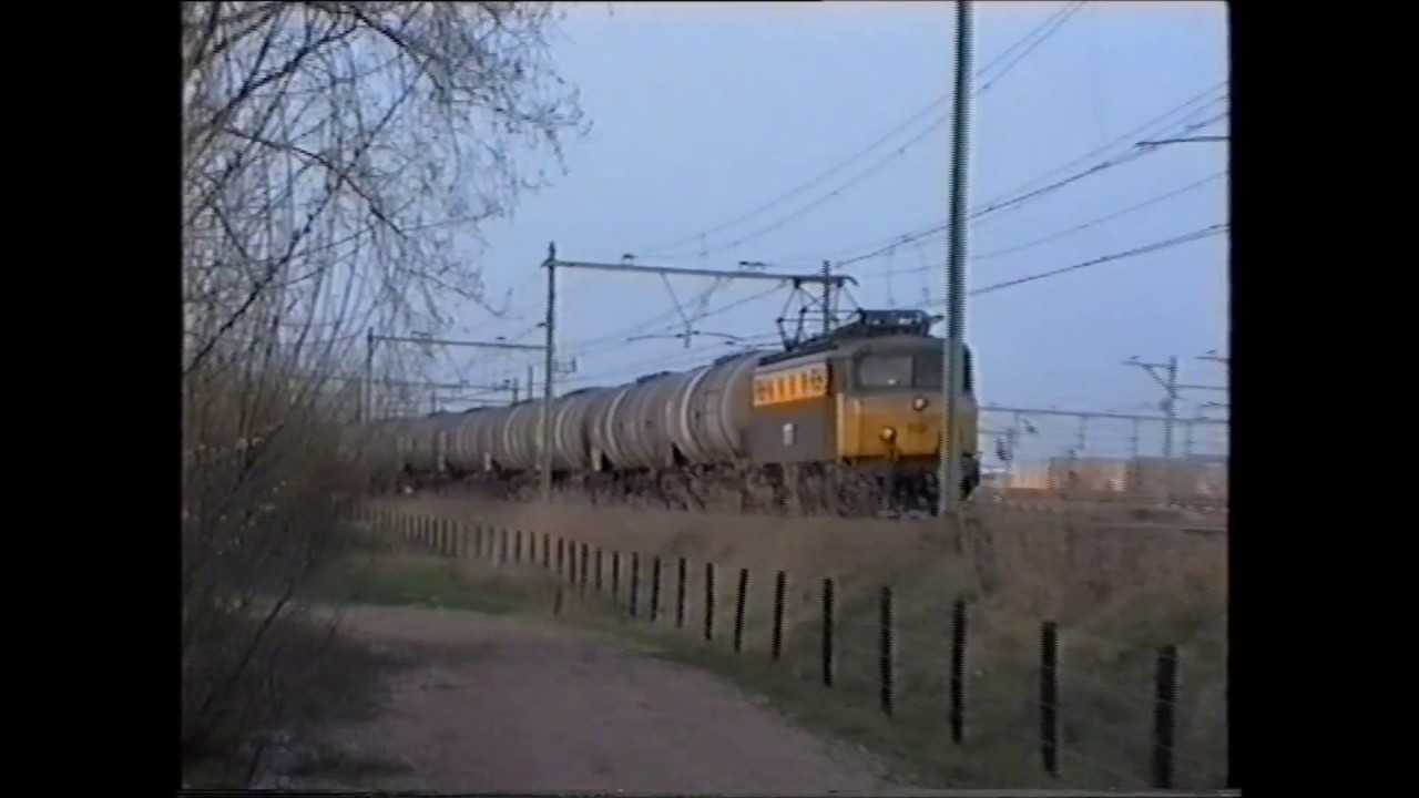 NS 1100 - Door zwolle heen , in de negentiger jaren .