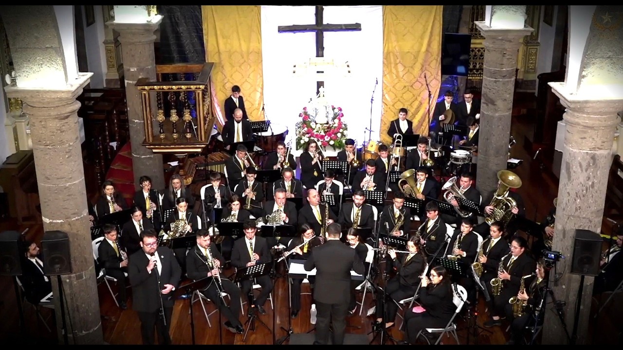 MÃE BONÍSSIMA com BANDA e VOZ - Sociedade Filarmónica Estrela D' Álva e João Ponte