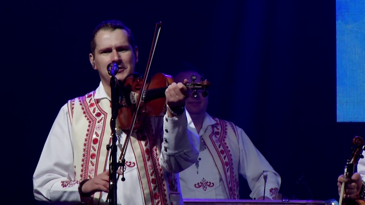 Uprostred tichej a tmavej noci- KOLLÁROVCI- VIANOČNÁ KOLEDA 12/2019