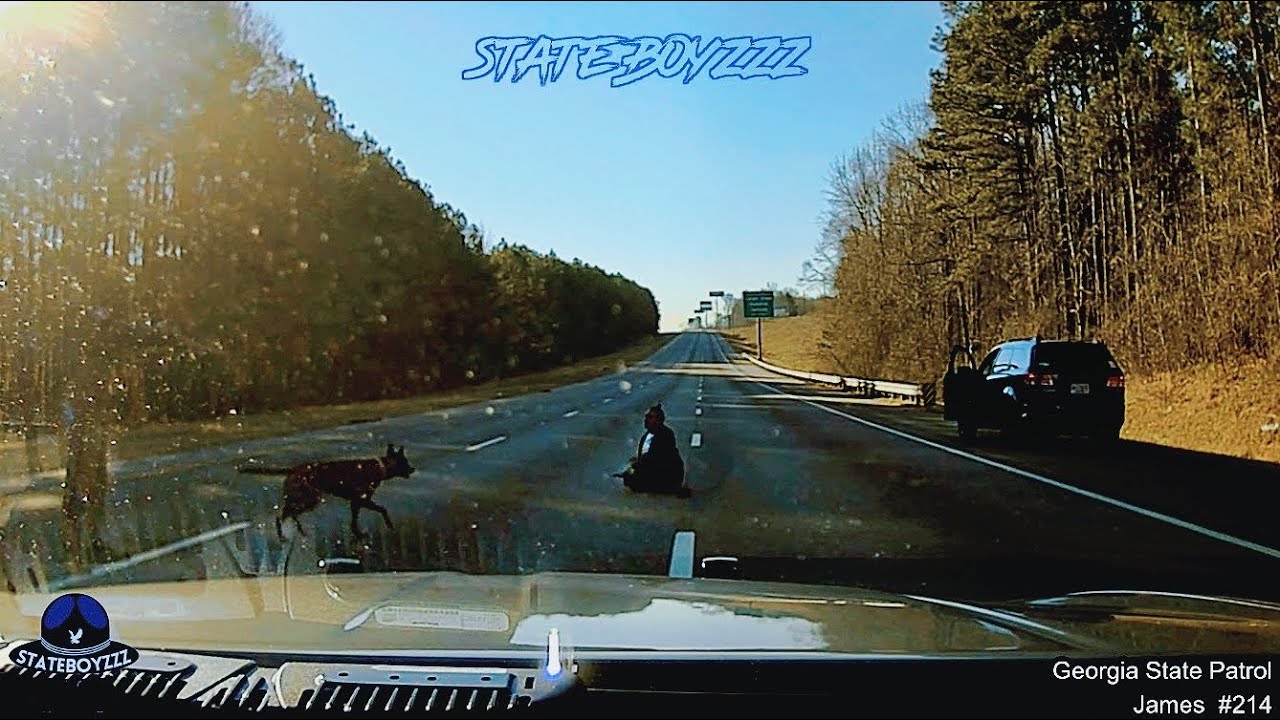 Crazy Lady Tries To Run Motorcyclists Off The Road | GSP Tries To Stop Her and She Flees