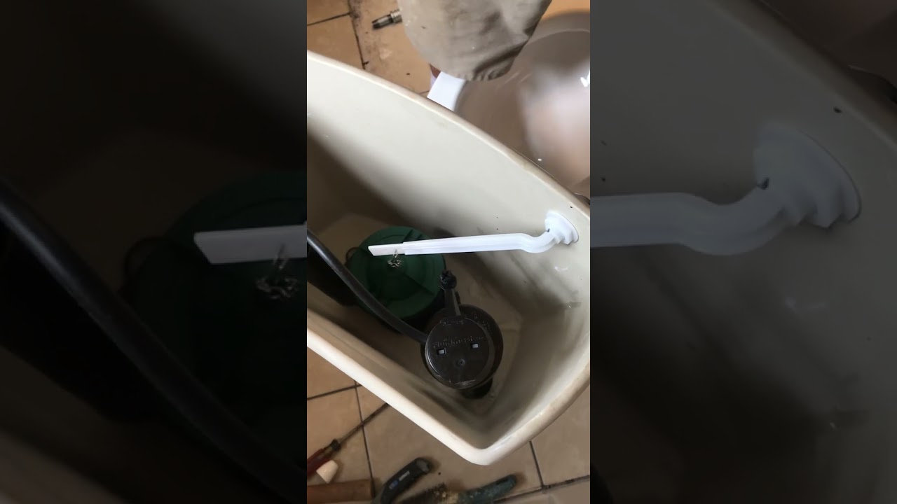 Lining Up Toilet Holes #toilet #hole #lineup #handyman #tips