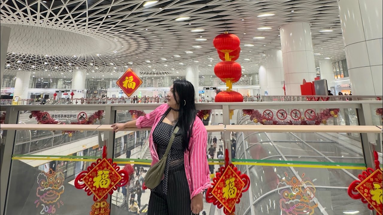 Inside North Gangxie biggest Metro station in #shenzhen 😍