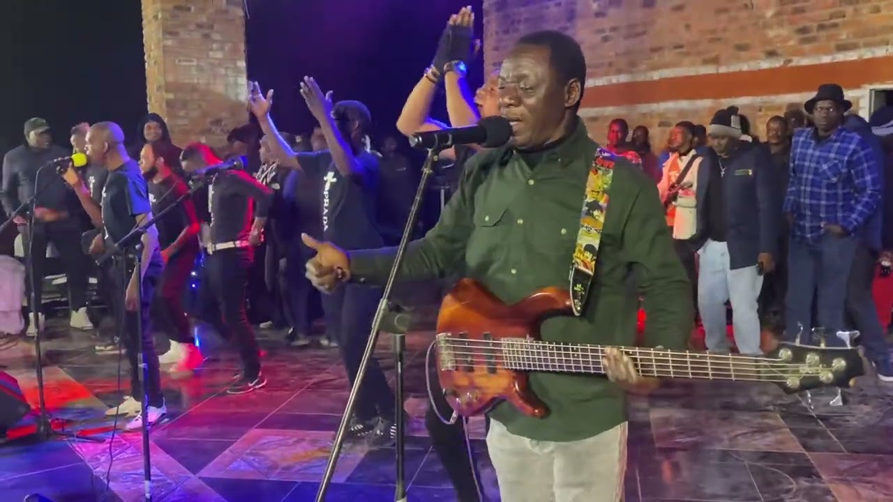 Madhawu live performance in Dugen. Baba ndibaba 🔥🔥🔥🔥