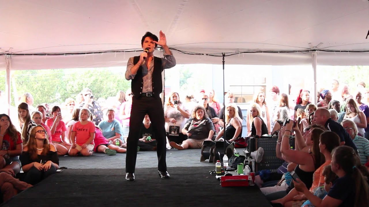 Dean Z sings 'It's Midnight' Elvis Week 2015