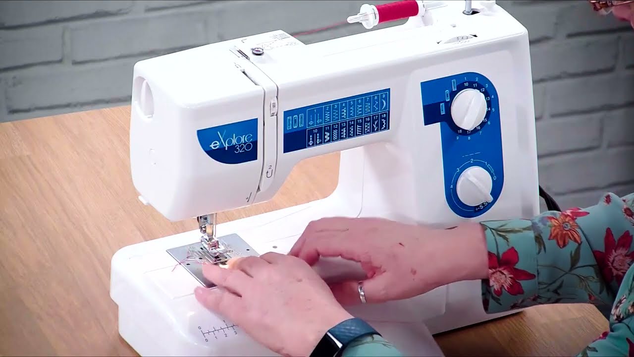 Unboxing the Elna 320ex Sewing Machine with Elna's Jayne Brogan