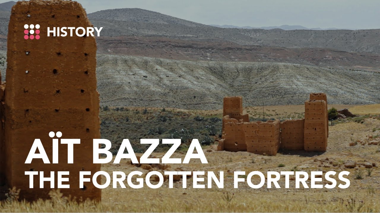 Why did the residents of  the fortress of  Aït Bazza leave?