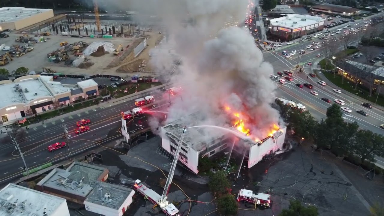 San Jose Fire at Lawrence Expressway and Saratoga Ave