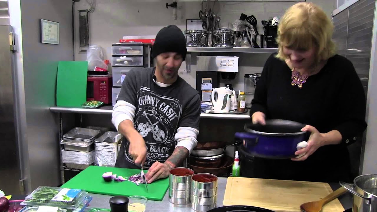 Rocker In The Kitchen - Episode 1 - Godsmack Lead Singer Sully Erna