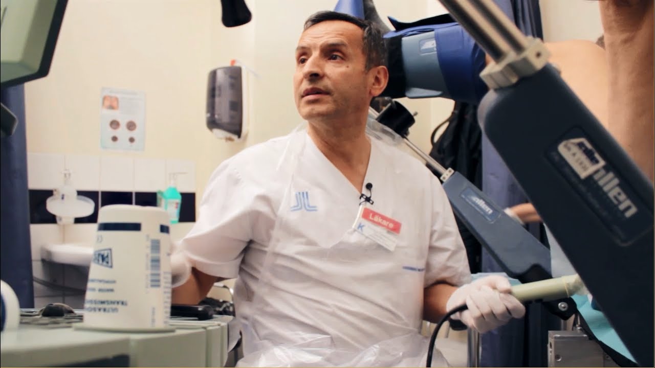 Gold Anchor fiducial marker implantation in prostate