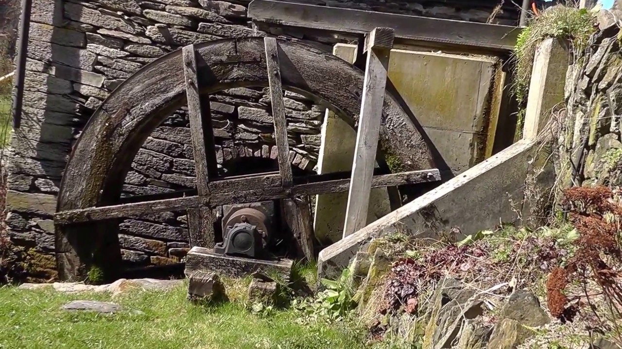 Mühlen im Sauerland:  Wassermühle in Schmallenberg-Latrop, Waldarbeitermuseum
