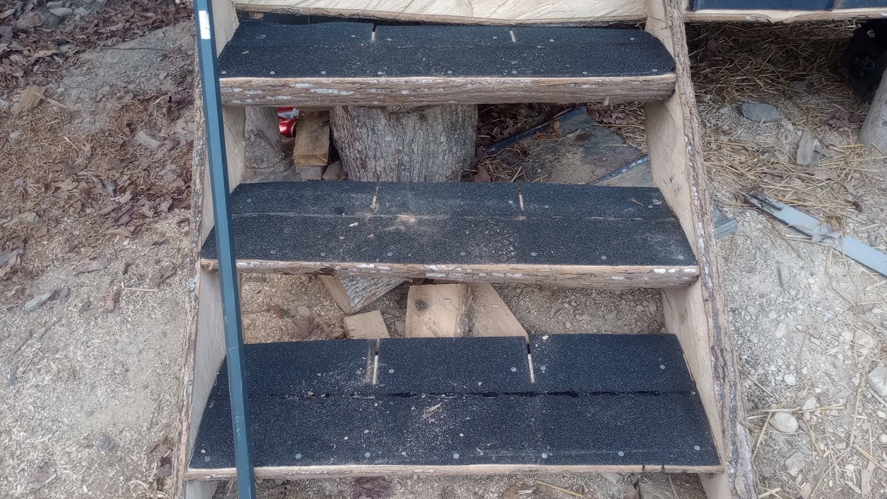 Feed room steps and collecting eggs 