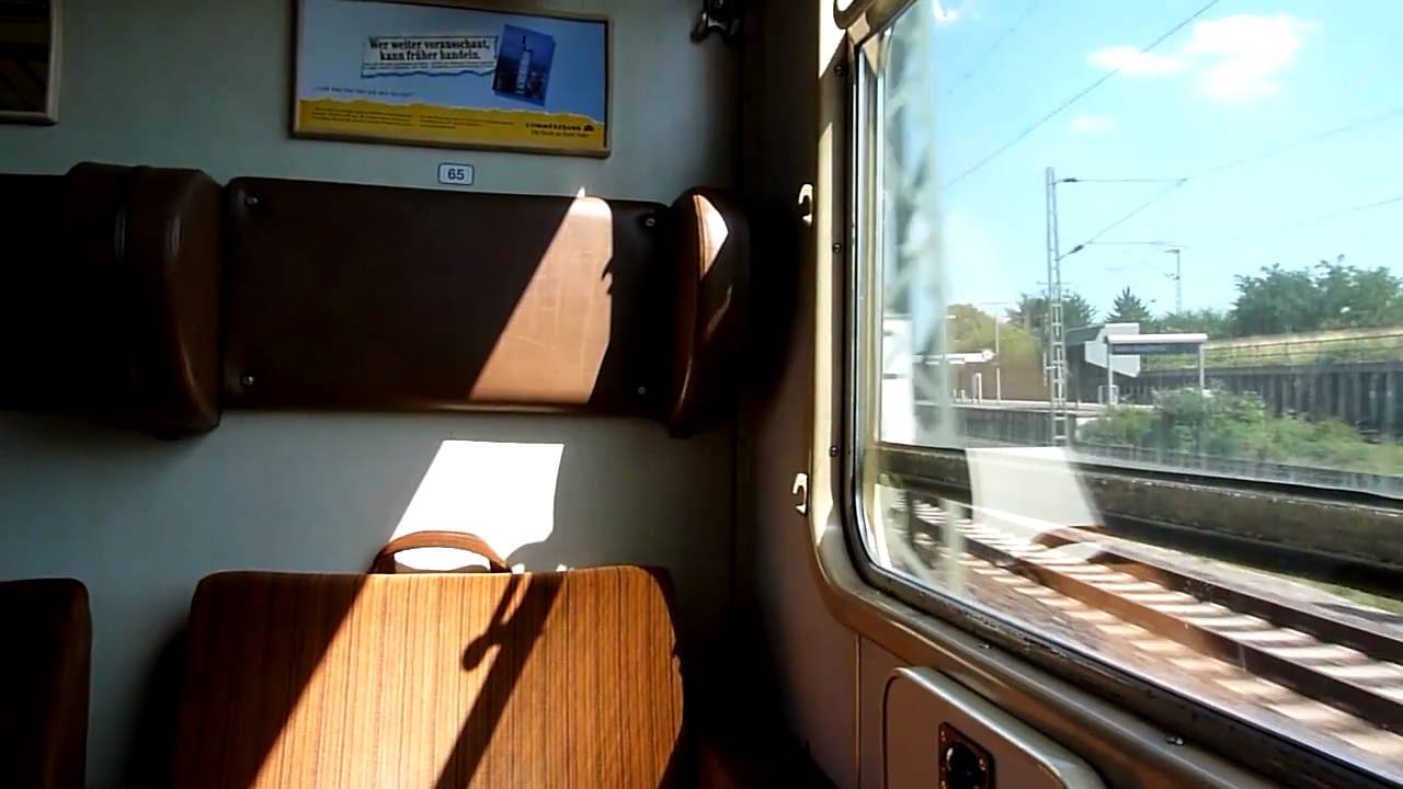 Im Bundesbahn-Abteilwagen Bm 235 (IC 1806)