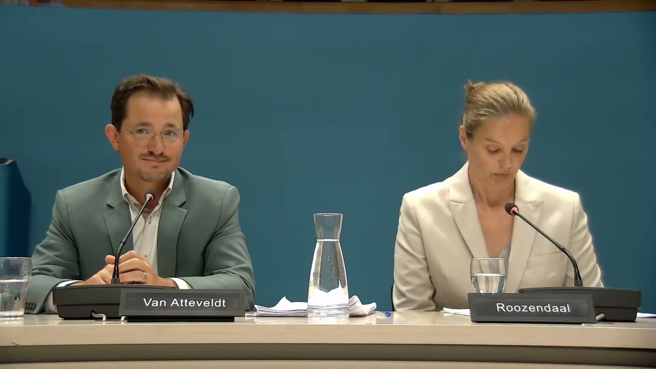Parlementaire enqu&ecirc;tecommissie Fraudebeleid en Dienstverlening, eerste openbare verhoren.