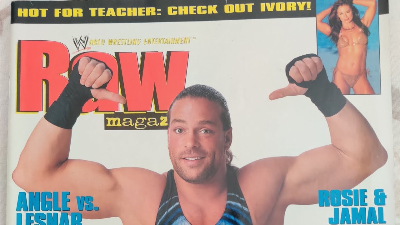 WWE Raw Magazine - November 2002