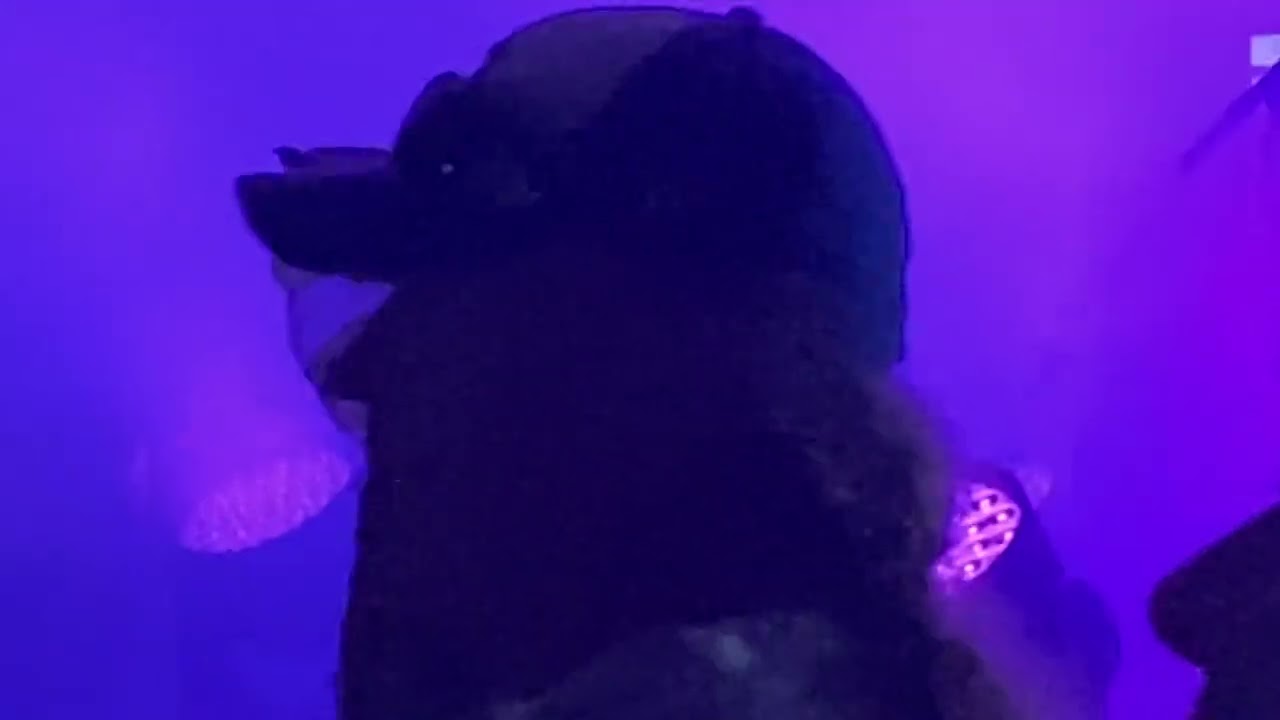 Ryan Adams - Zombie Apocalypse ad lib clip - The Refinery - Charleston, SC 8.13.23
