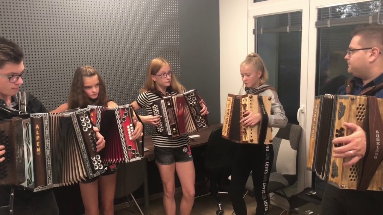Ciganska Polka (Glasbena šola Rošer)
