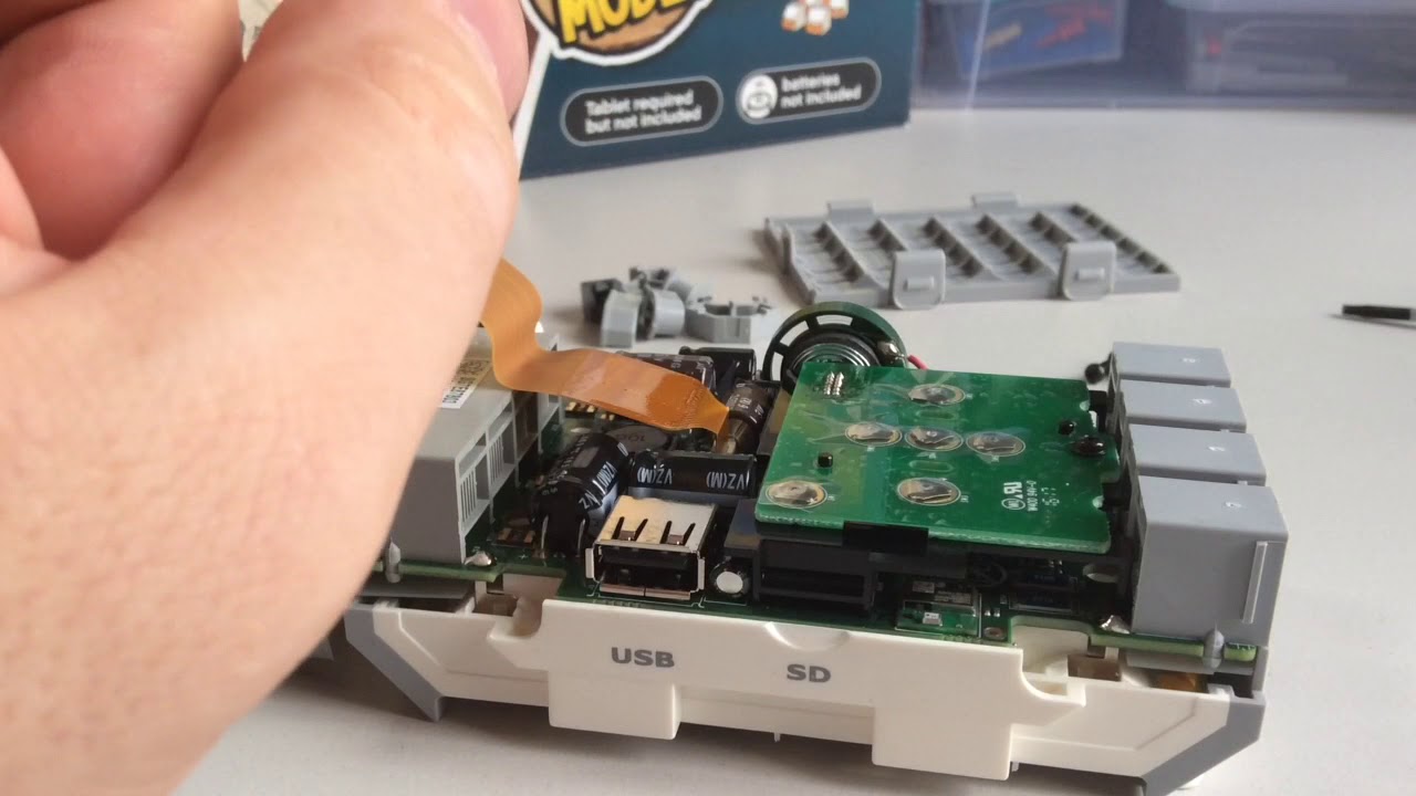Fixing the NEW LEGO Mindstorms EV3 Brick epic manufacturing defect
