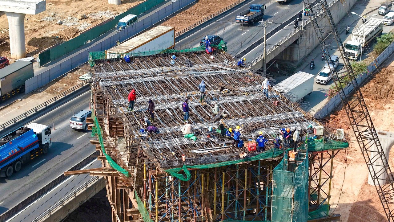 Nút giao thông Tân Vạn sáng 20/03/2026, tiến độ đang được đẩy mạnh.
