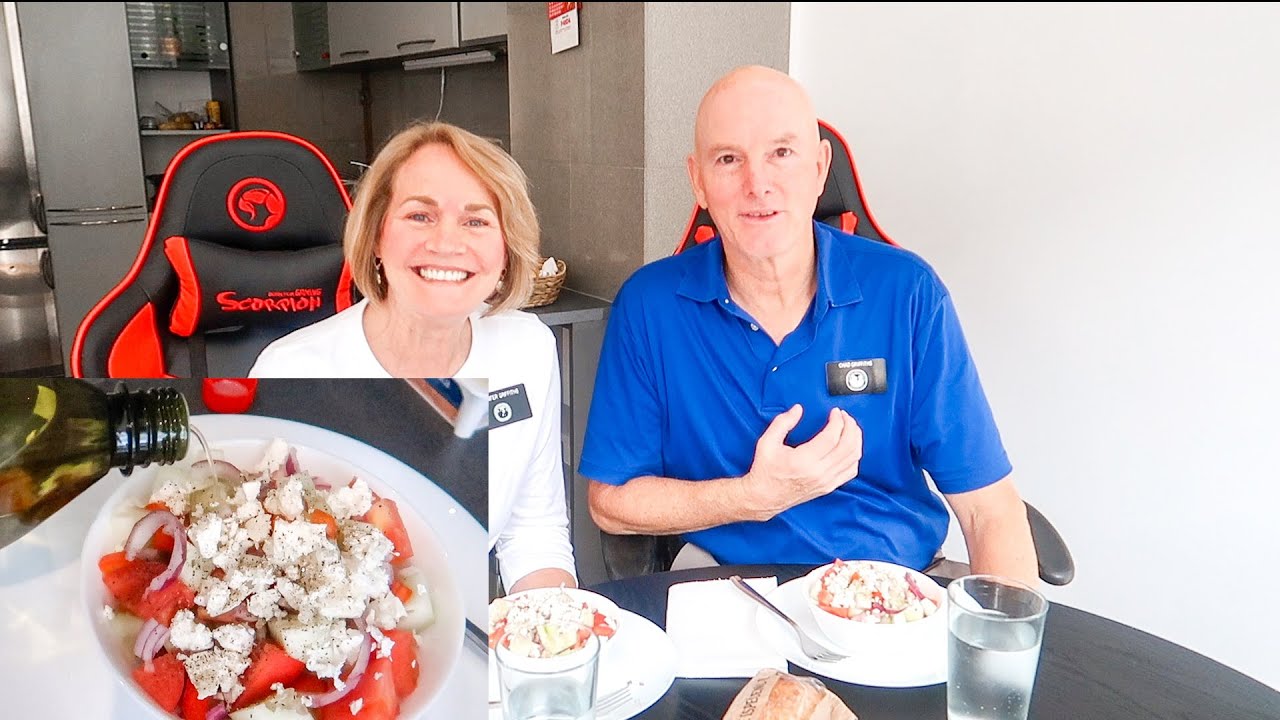 Приготовление сербского шопского салата!