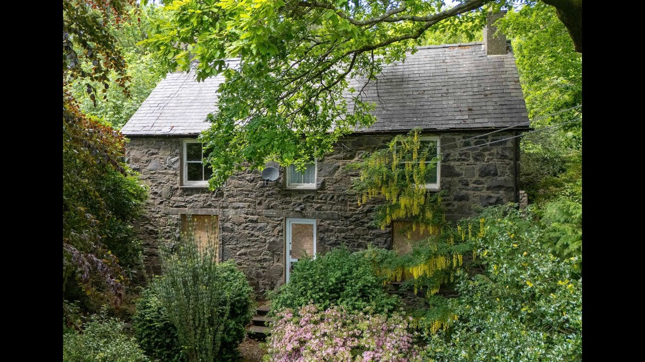 CRAIG Y NOS, CHURCH ROAD, LLANBERIS