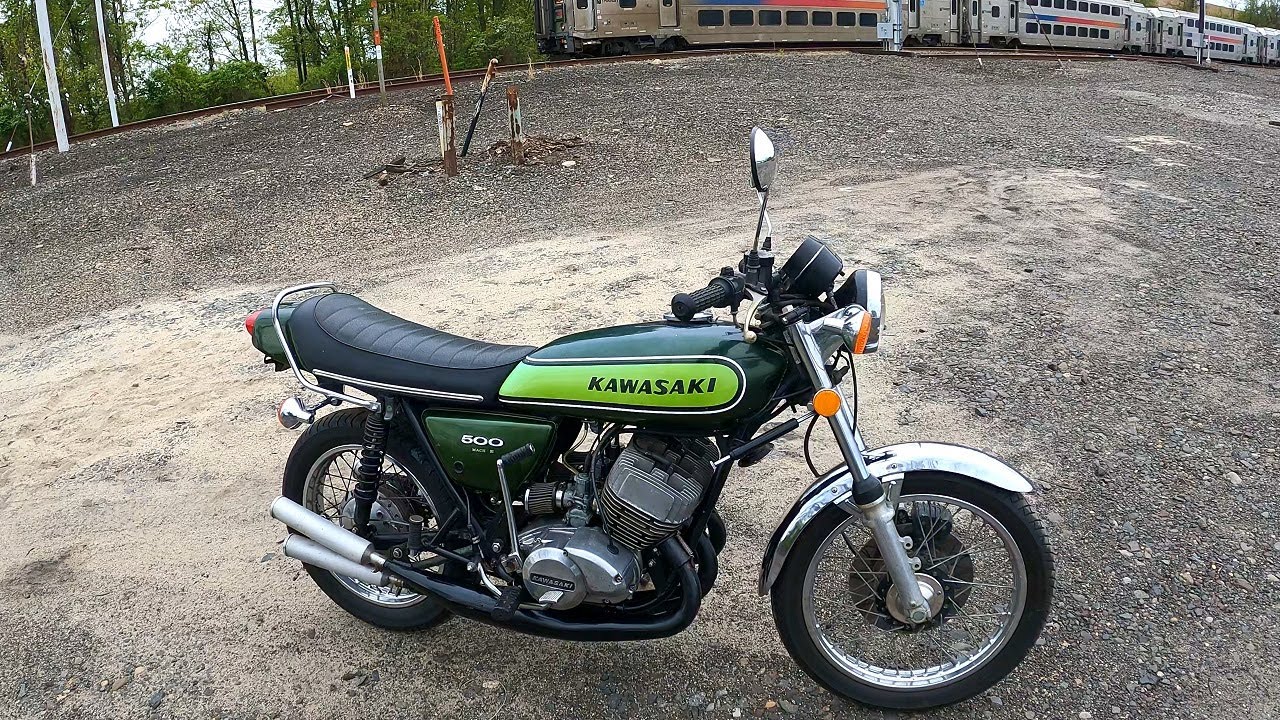 Kawasaki H1 H2 750 Triple Tour 1973 года ПРОДАЕТСЯ 8500 долларов США (Продано за 8200 долларов США)