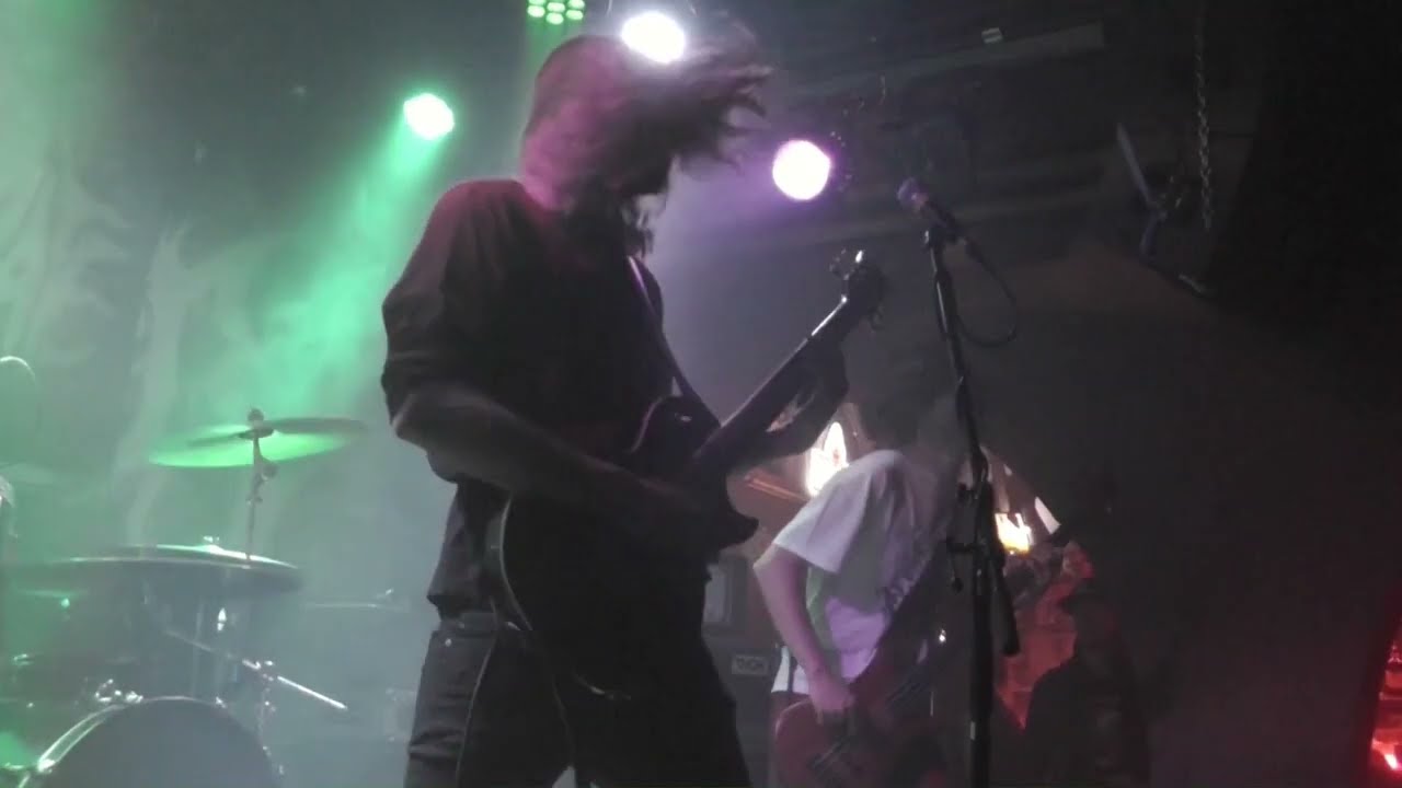 Hallucinate - A Universe Obscure live @ Bambi Galore 01.10.22