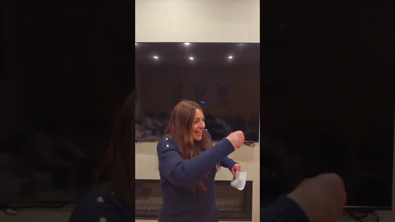 WHAT'S IN A NAME?  Chemot aujourd’hui : identité, courage et résilience.