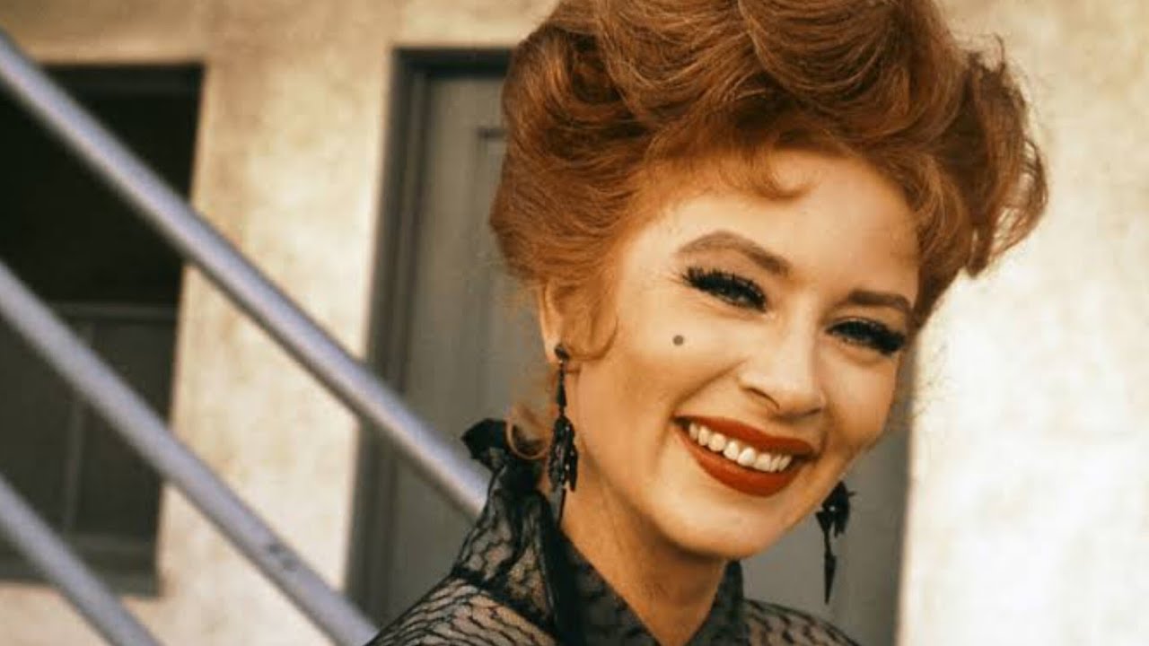 Miss Kitty’s Secret Life on Gunsmoke: Why She Disappeared” 👇