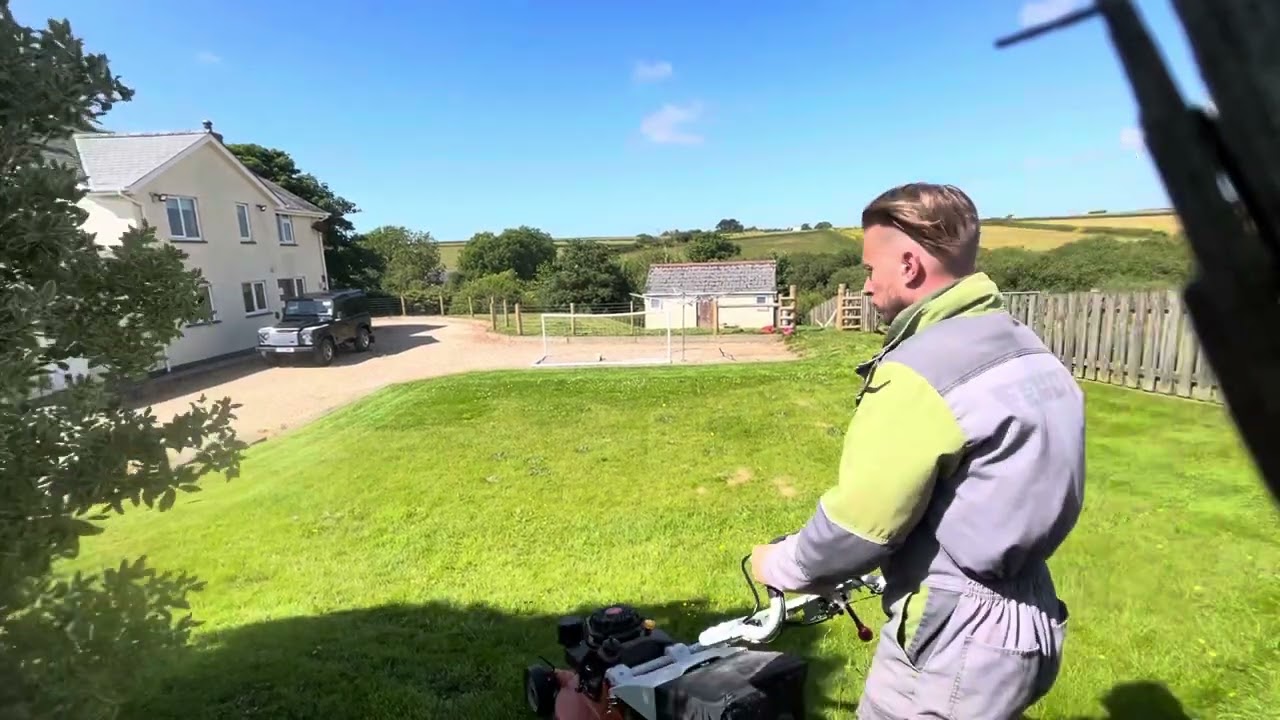 Cutting grass with new Stihl RM756