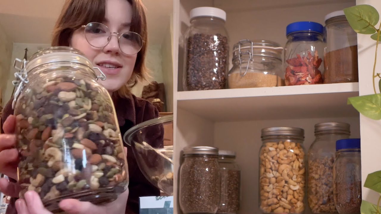 What I've been eating 🌱🍝 Trying tiktok foods + organizing my pantry🫙