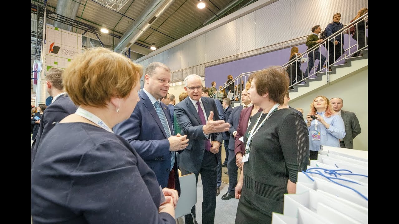 Premjeras S. Skvernelis dalyvavo parodos STUDIJOS 2019 atidaryme