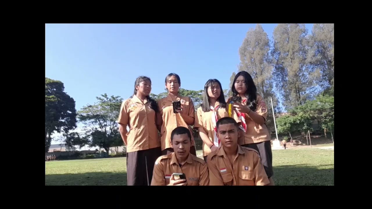Tugas video B.indonesia tl Musikalisasi puisi 