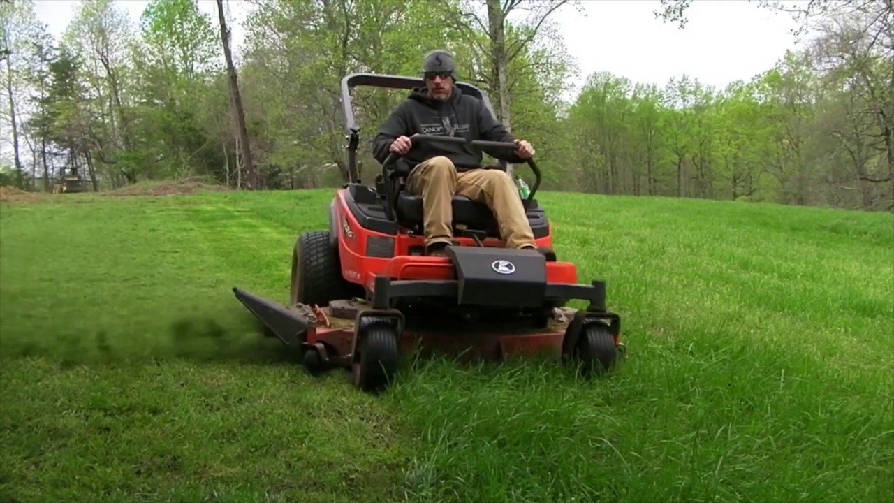 Mowing on the huge meadow with the Kubota ZD326