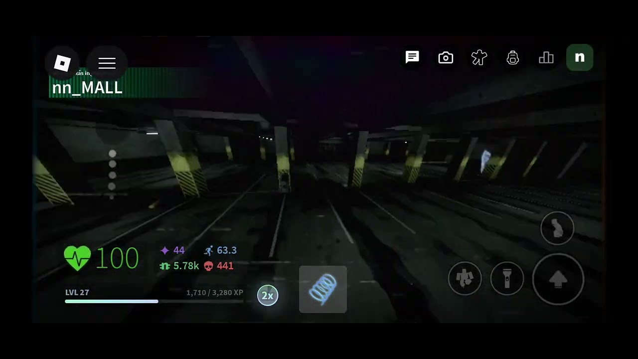 ¡Rara aparición de un nextbot de los túneles en nn_mall en nico's!🥹🥹