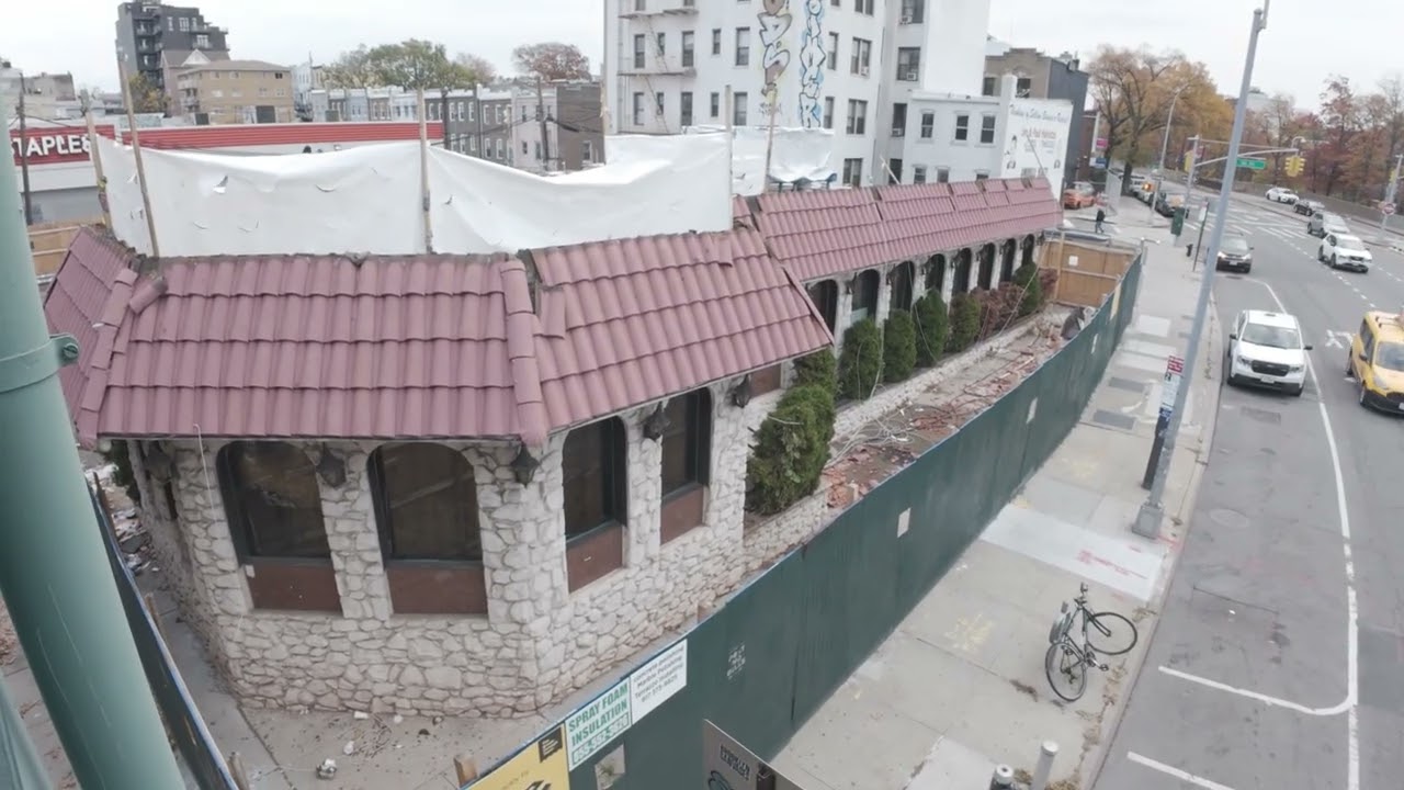 Neptune Diner being Demolished